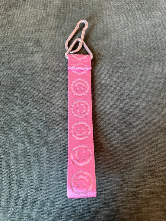 BAGGU Accessories - Baggu Smiley Keychain
